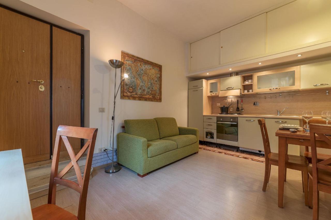 Coronari Central Apartment Rome Luaran gambar